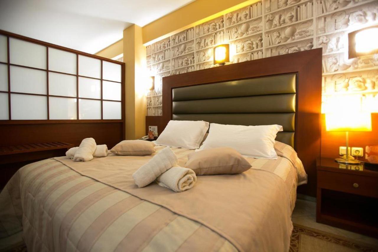 City Life Hotel Héraklion Extérieur photo