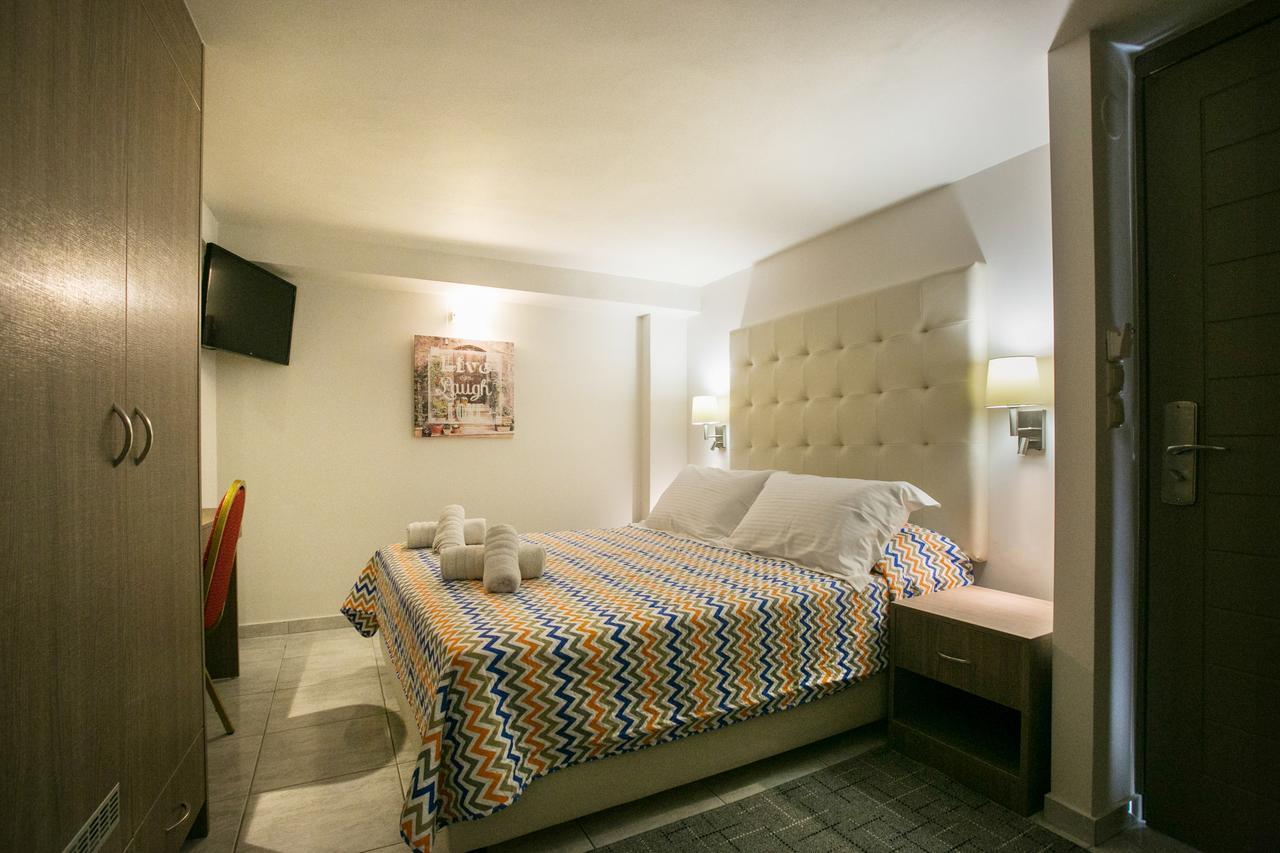 City Life Hotel Héraklion Extérieur photo